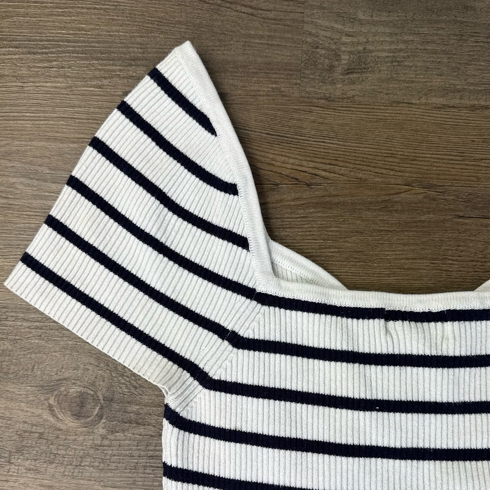 Maeve by Anthropologie Black and White Striped Short Sleeve Sweetheart Top, M - Picture 10 of 10